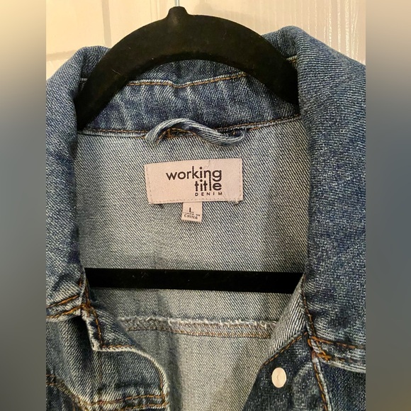 Working Title Denim Jean Jacket Puff Sleeve L large med wash NWOT - Picture 3 of 3